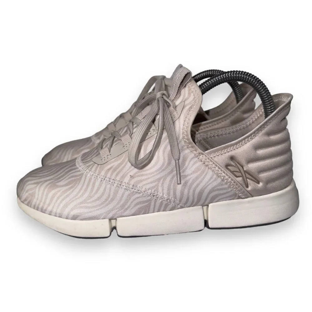Reebok Daily Fit DMX Athletic‎ Performance Sneakers Beige GY3185 Women's 8.5